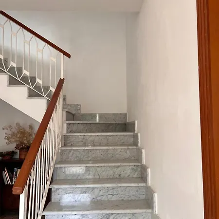 Sveva بيت ضيافة Làconi